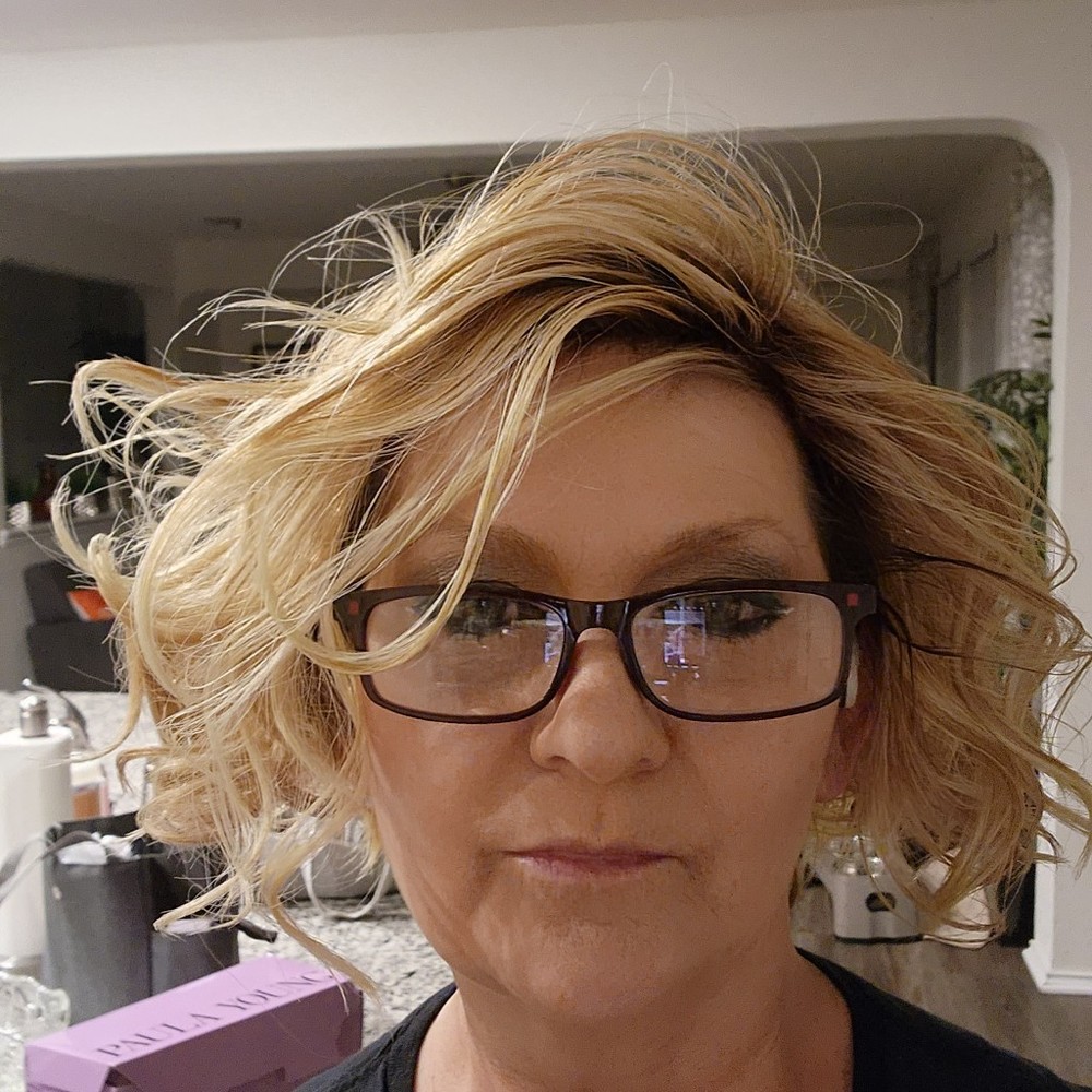 Meet your Posher, Darlene